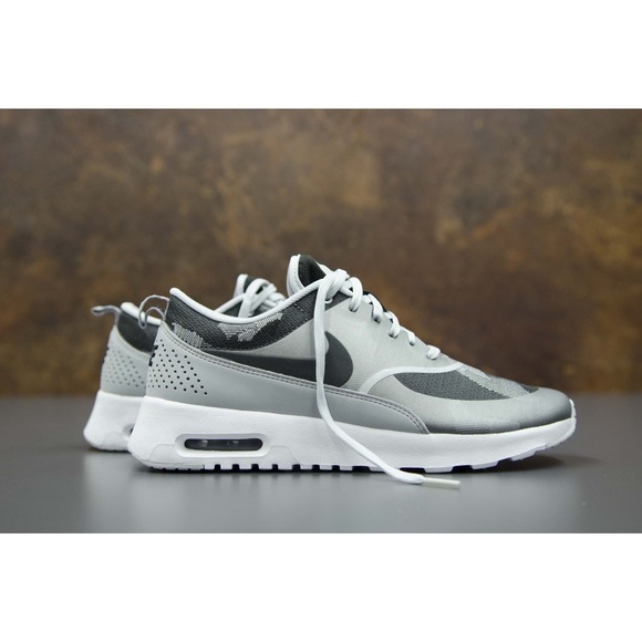 Nike Shoes - Nike Air Max Thea Size 6.5W